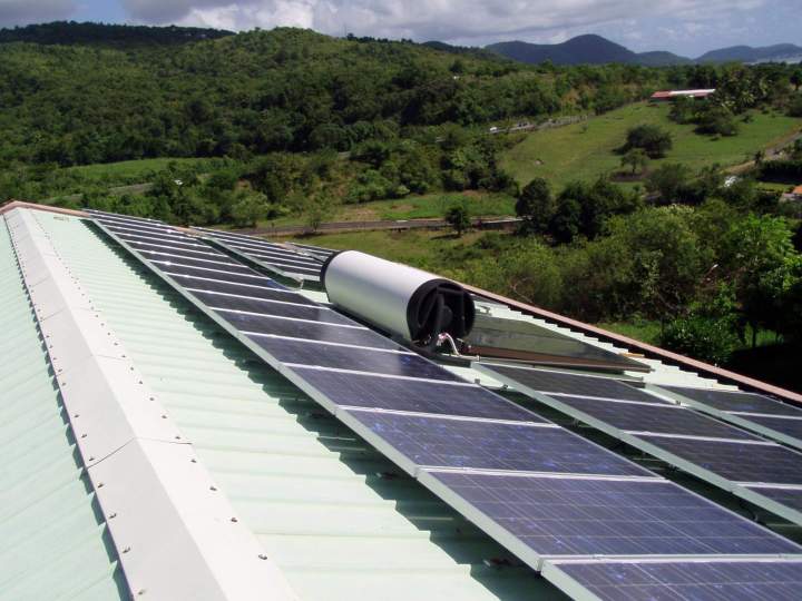 Rénovation énergétique avec panneaux solaires Martinique